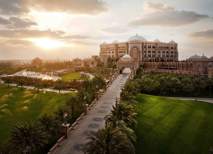 8. emirates-palace-abu-dhabi