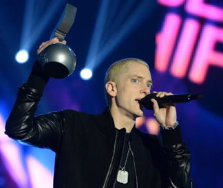 eminem-mtv-emas-2013-performance
