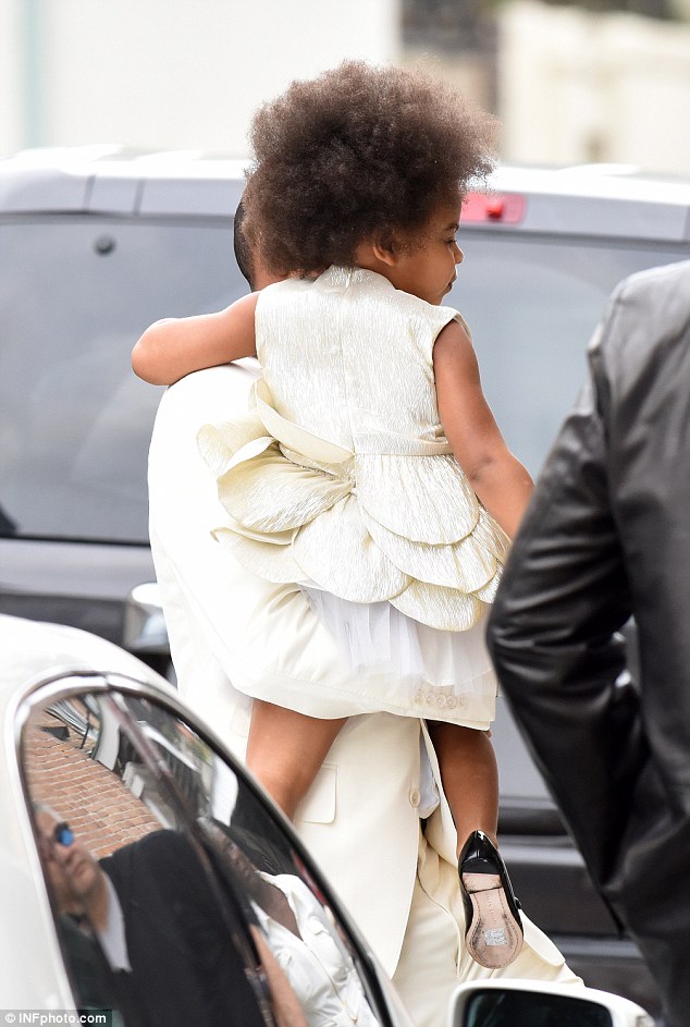 1416170617054_wps_27_November_16_2014_Beyonce_